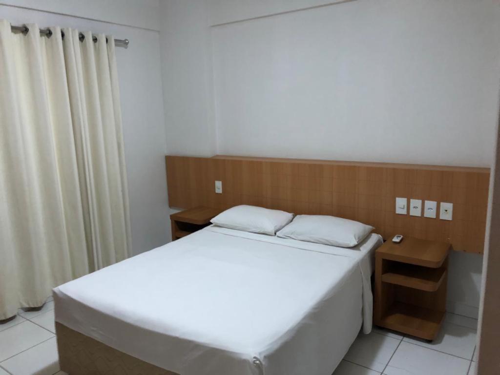 Golden Dolphin Grand Hotel กัลดัสโนวัส ภายนอก รูปภาพ